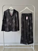 Floral Black - Image 3