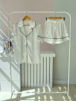 White simple - Image 4
